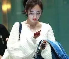 狗仔爆料清纯女星视频,狗仔爆料背后的真相揭秘 第1张 狗仔爆料清纯女星视频,狗仔爆料背后的真相揭秘 第1张